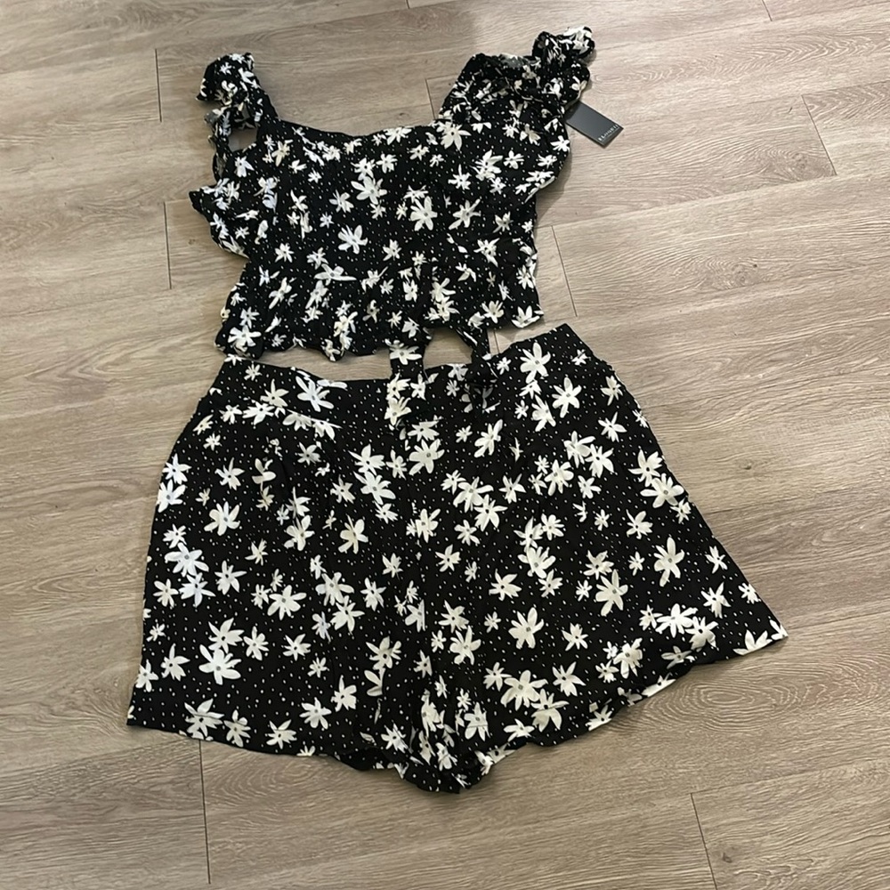 Set: Eloquii Tie Back Halter and Shorts